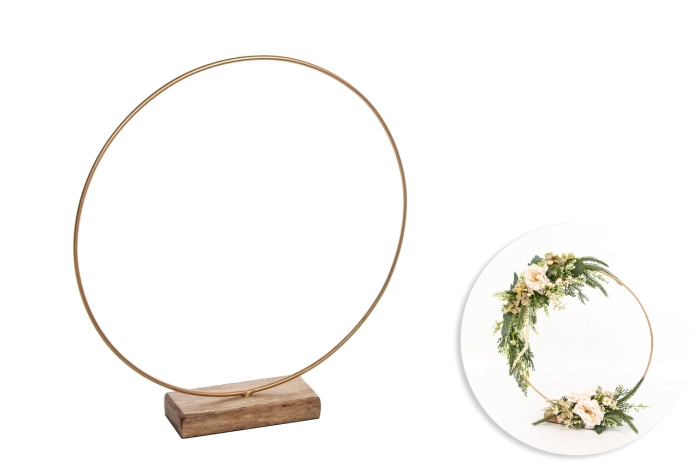 Ring metalowy złoty 35cm na drewnianej podstawie (4/32szt)